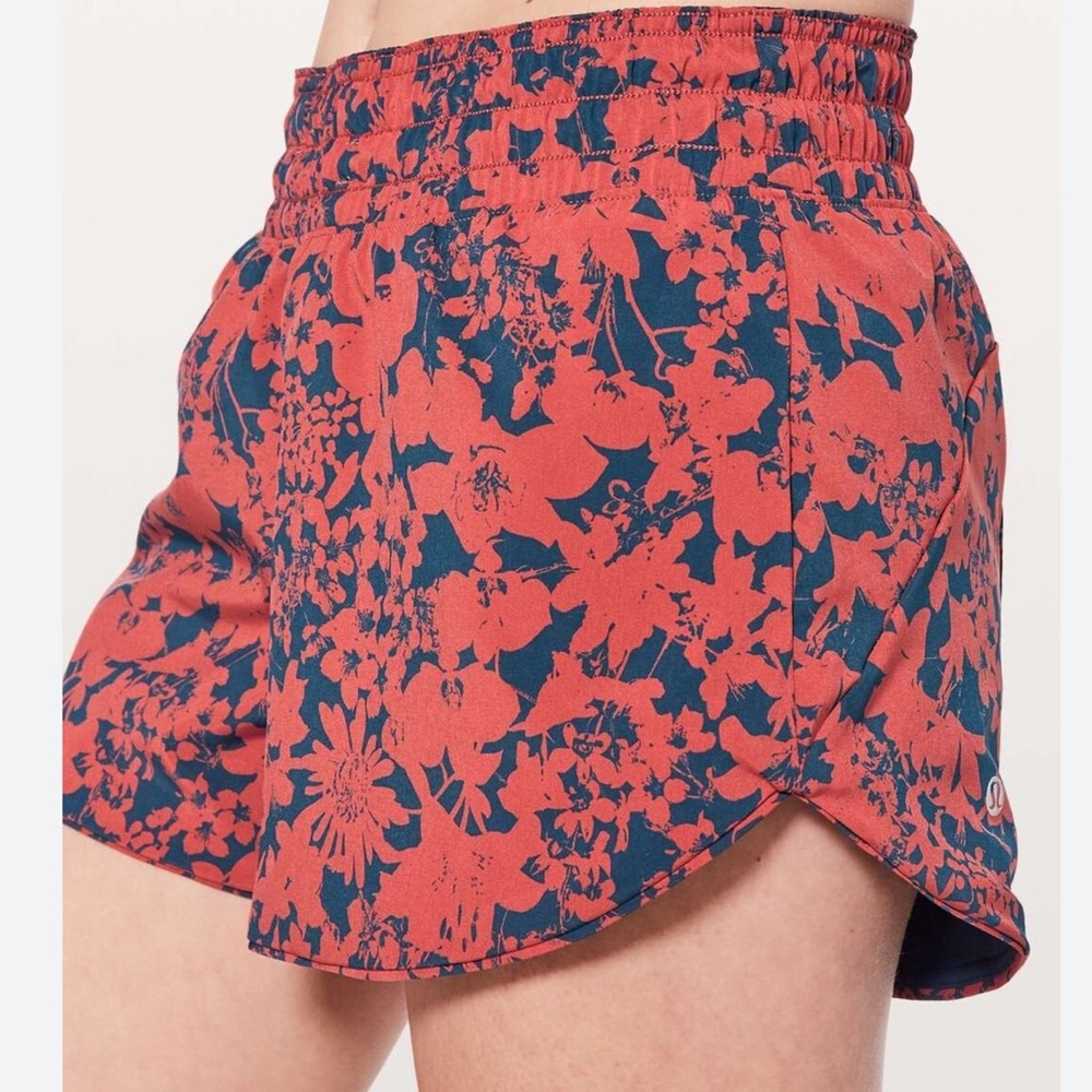 Lululemon Choose A Side reversible shorts sz 12